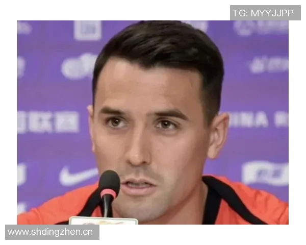 周定洋表示蓉城全队全力以赴争胜遗憾仅获一分 周定洋表示蓉城全队全力以赴争胜遗憾仅获一分