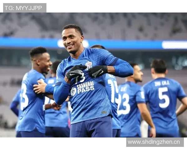 申花主场遭神户胜利船逆袭路易斯错失良机阿苏埃远射击中横梁 申花主场遭神户胜利船逆袭路易斯错失良机阿苏埃远射击中横梁