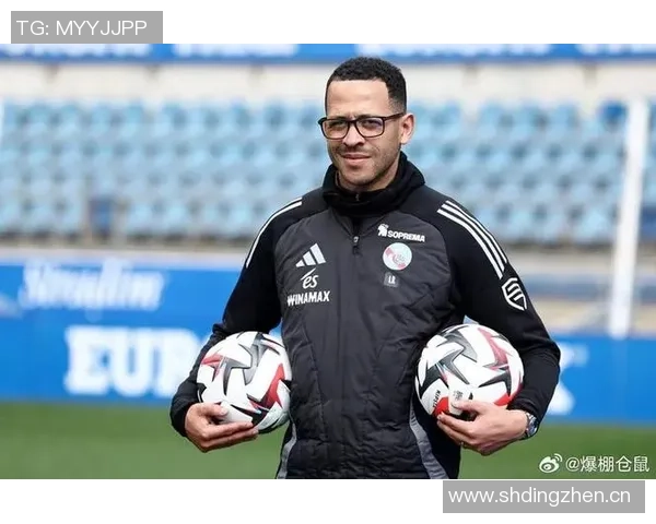 罗塞尼尔期待球队展现流畅足球让球迷尽享精彩表现