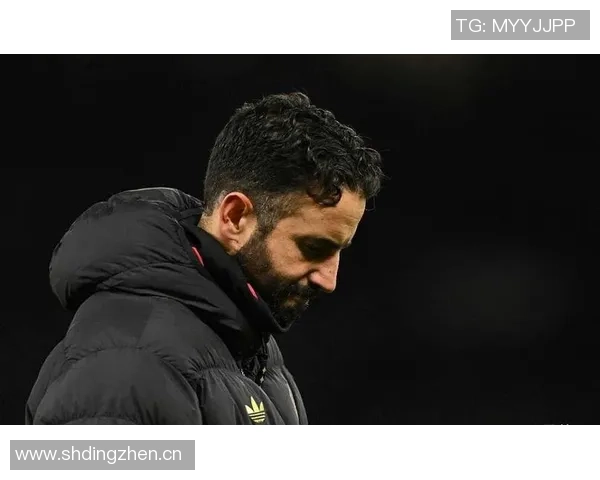 阿莫林回应曼联名宿批评称只要赢球就不会有问题 阿莫林回应曼联名宿批评称只要赢球就不会有问题