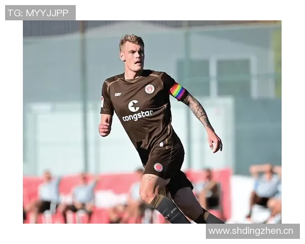 圣保利正式签约福冈黄蜂26岁日本中卫安藤智哉加盟公告